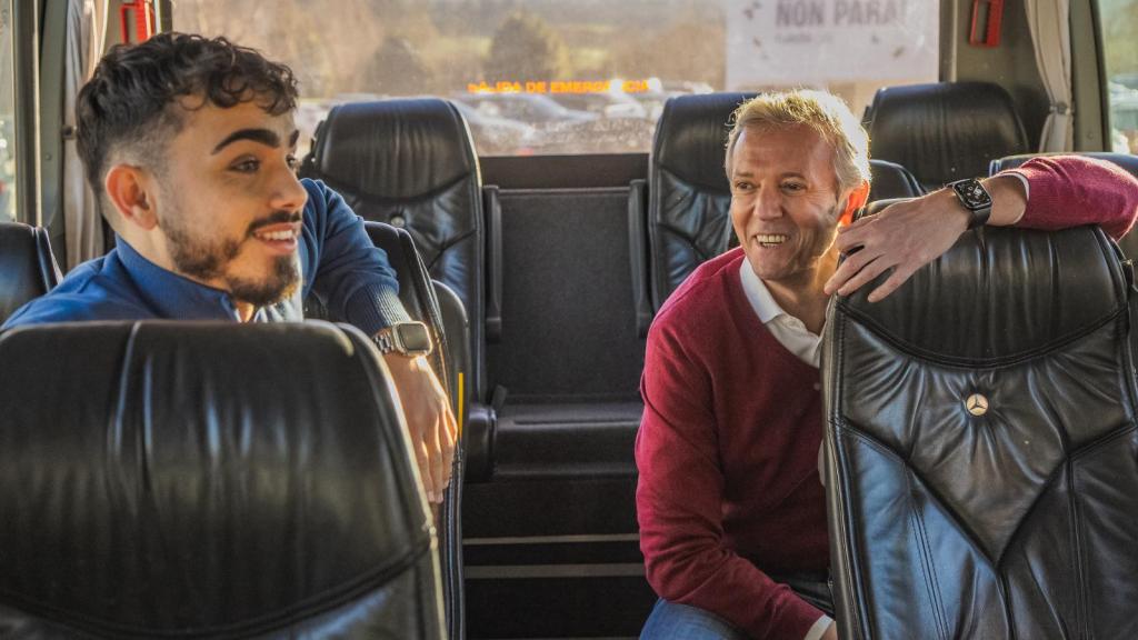 Raúl Santamaría y Alfonso Rueda, el candidato del PP a las elecciones autonómicas de Galicia.