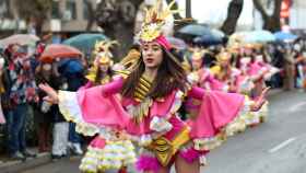 Una de las participantes en el desfile del Carnaval 2022 en Toledo.