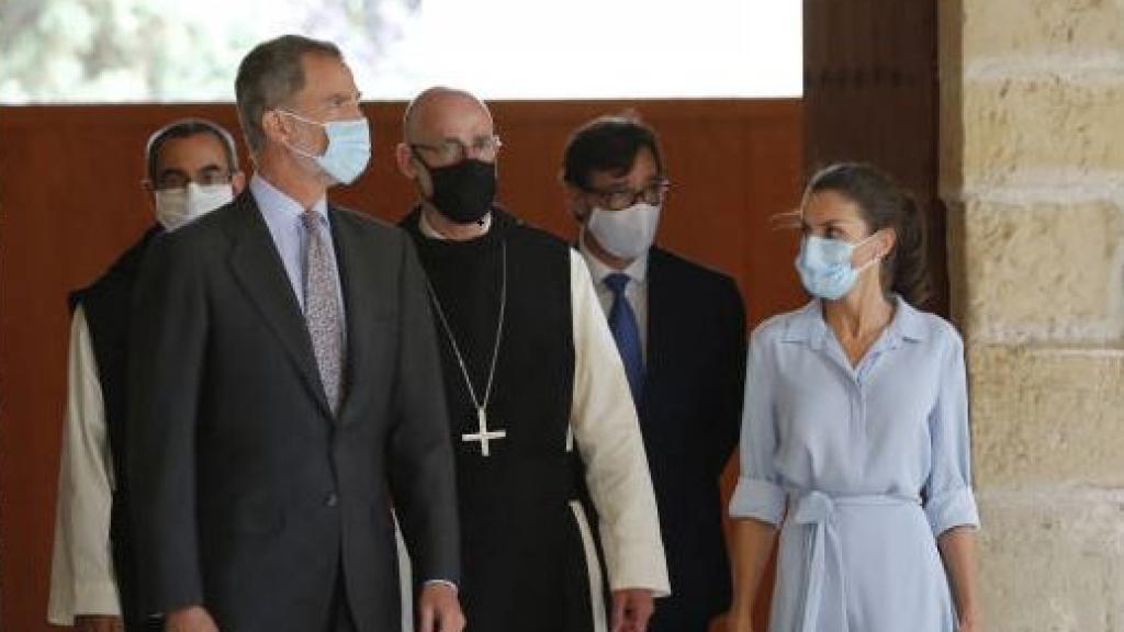 Los Reyes, en la visita que realizaron a Poblet el 20 de julio de 2020, que, según el juez, estaba en el punto de mira de Tsunami Democràtic./