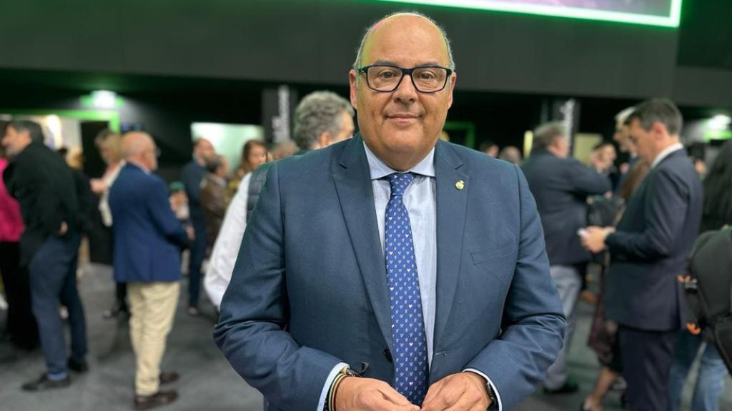 Jesús Lupiáñez, alcalde de Vélez Málaga, en Fitur.