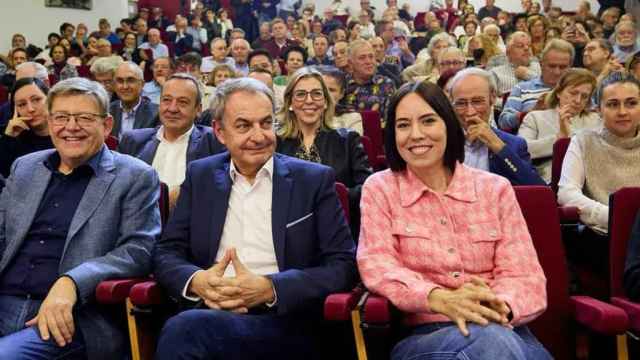 José Luis Rodríguez Zapatero, junto a Diana Morant en un mitin de las pasadas elecciones generales. EE