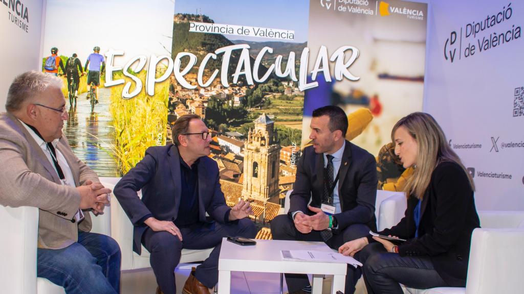 La Diputación de Valencia anuncia en Fitur un plan para ayudar a la hostelería de los pequeños municipios. EE