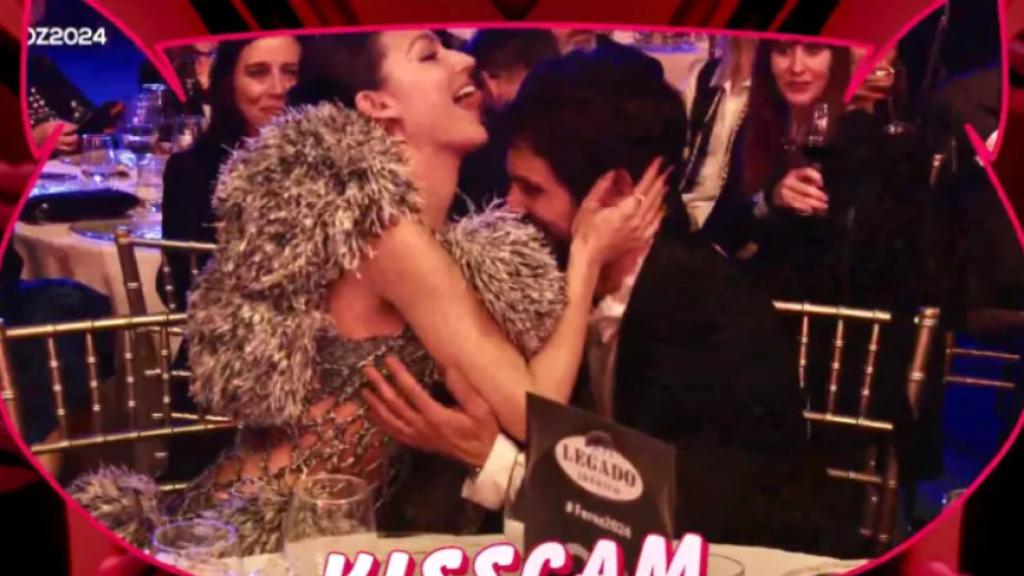 La imagen del momento del 'no beso'.