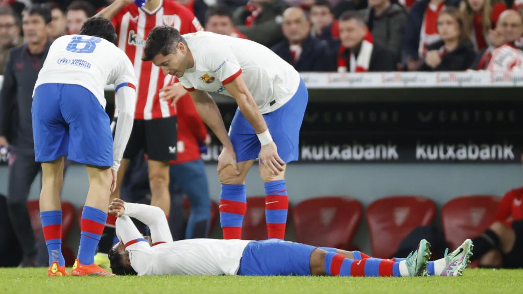 Alejandro Balde, tras su lesión en el Athletic - Barça de Copa del Rey