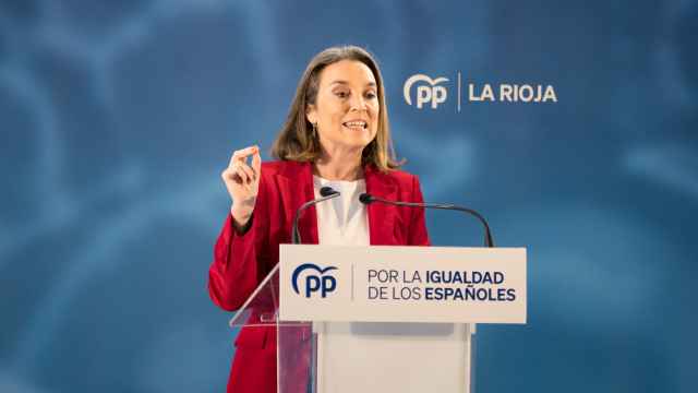La secretaria general del PP, Cuca Gamarra, en un acto con alcaldes en La Rioja