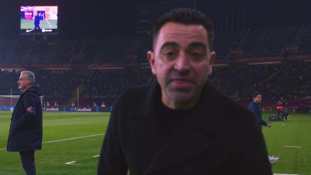 Enfado de Xavi tras el penalti anulado