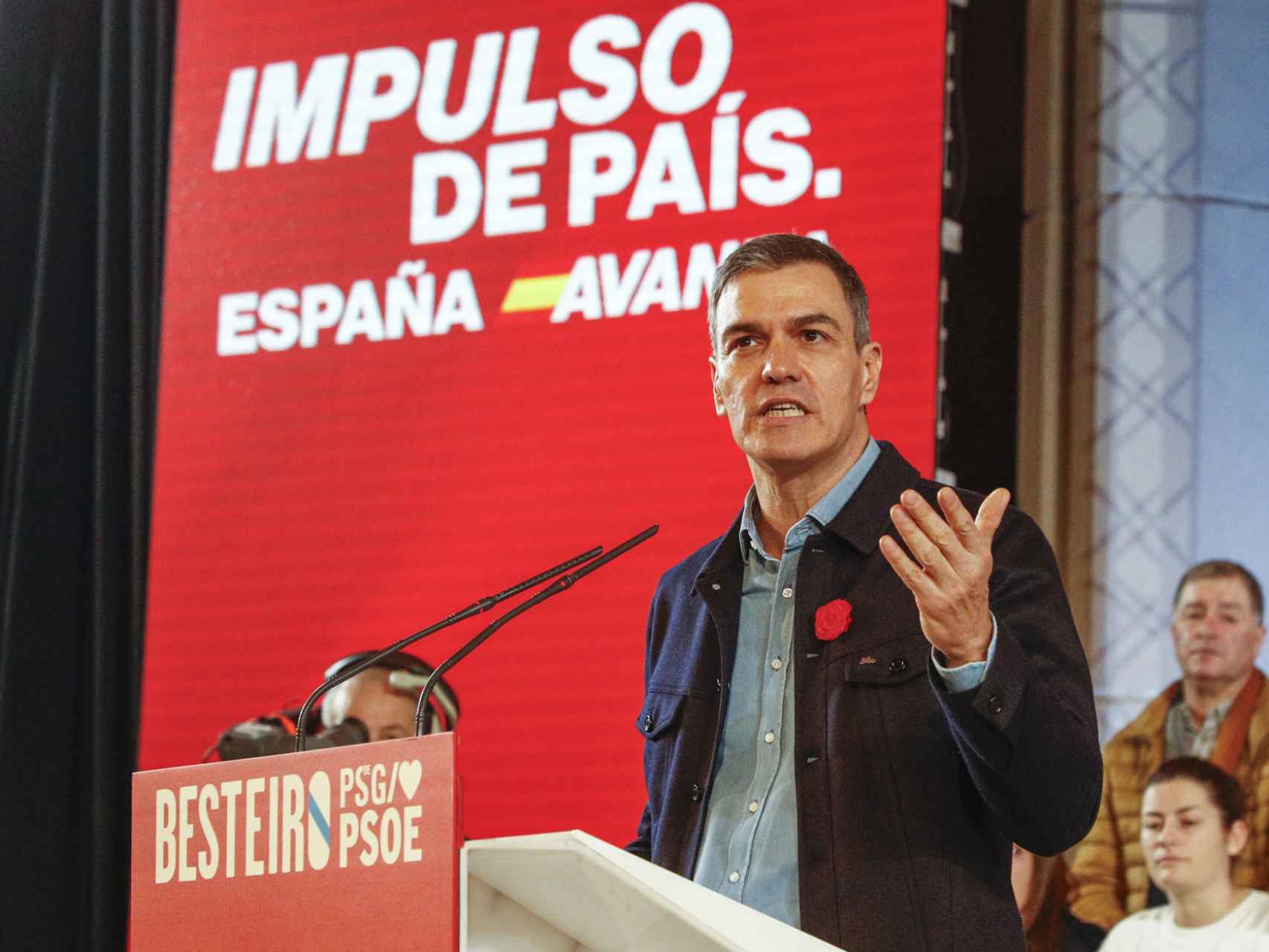 Pedro Sánchez en un acto del PSOE en Lugo la semana pasada.