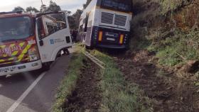 Accidente del autobús en San Xusto, en el ayuntamiento de Lousame