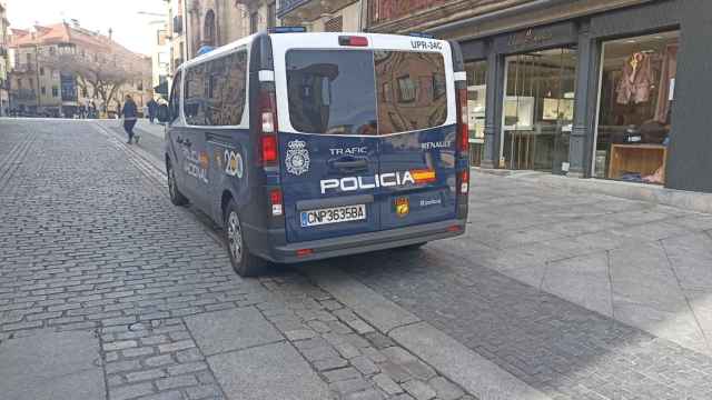 Vehículo de la Policía Nacional en Salamanca