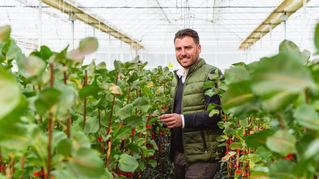 Ángel Minaya en los  viveros de Agróptimum