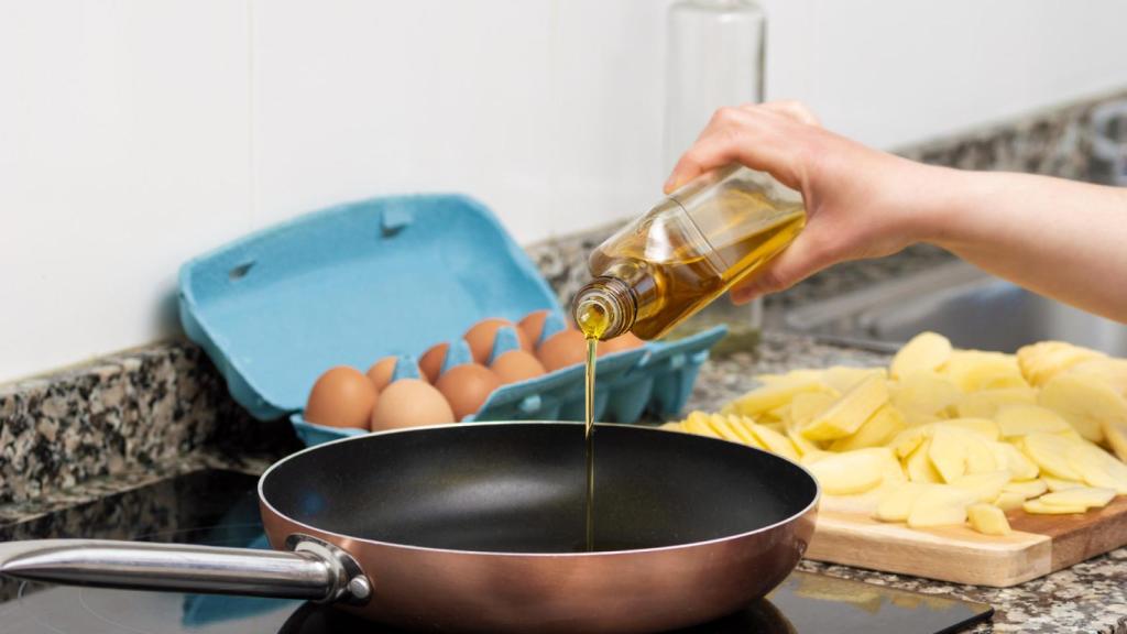 Aceite de oliva: la alternativa más sana y deliciosa en España.