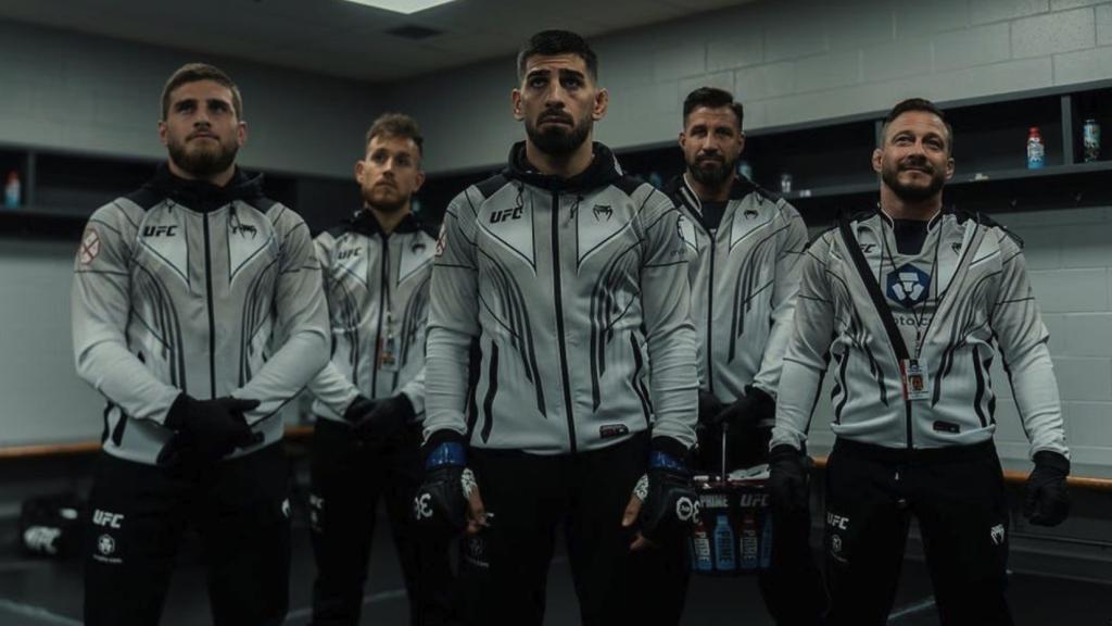 De izquierda a derecha; Aleksandre Topuria, Javi Climent, Ilia Touria, Jorge Climent y Agustín Climent