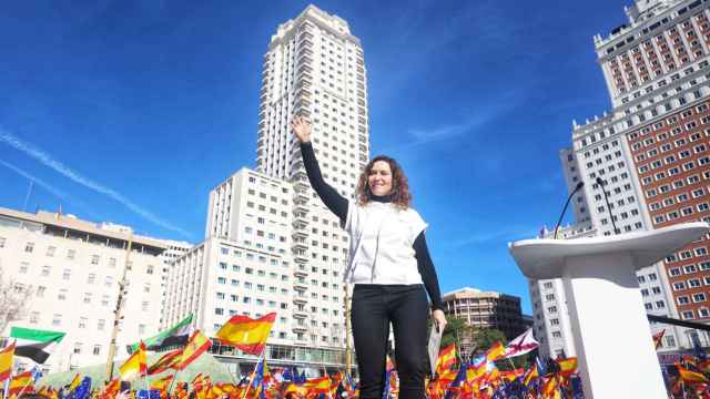 La presidenta de la Comunidad de Madrid, Isabel Díaz Ayuso, durante una manifestación convocada por el PP, a 28 de enero de 2024.
