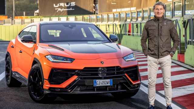 Stephan Winkelmann y el Lamborghini Urus.