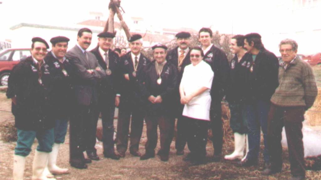 Año 1996 y en la Matanza Típica de Guijuelo estaban el alcalde Juan Luis García, Sánchez Terán, El Viti, Pepe Hidalgo, Ramos Marcos,  entre otros