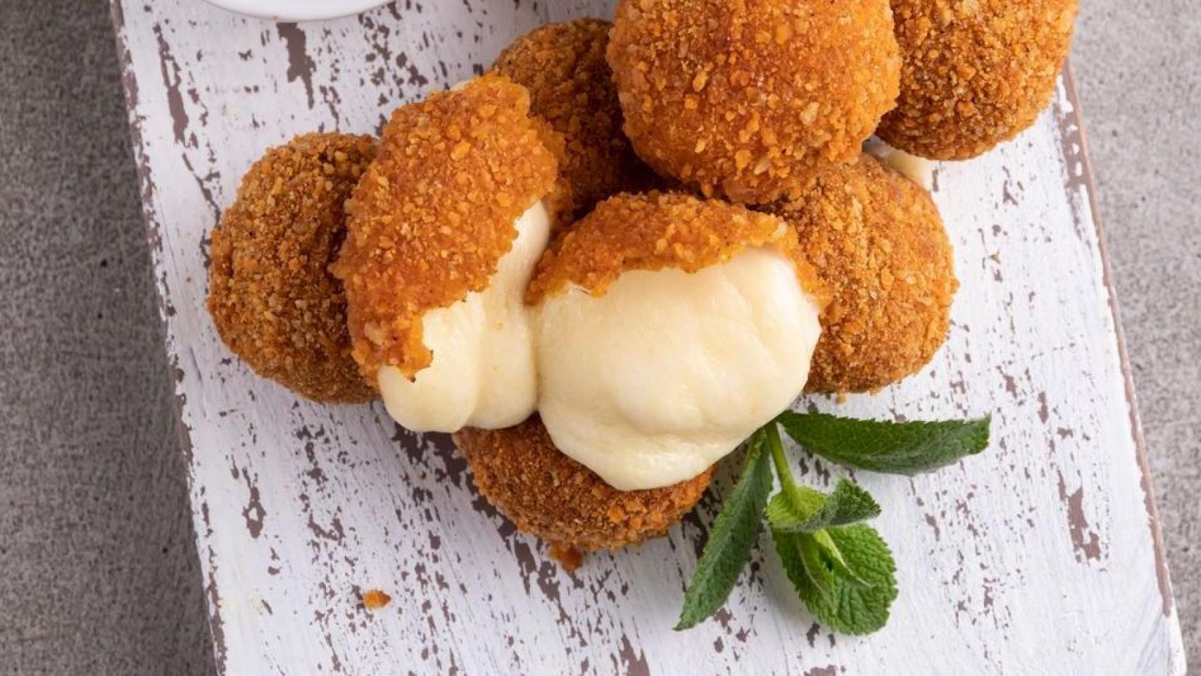 Este restaurante de Oviedo es considerado uno de los mejores: sus croquetas de queso enamoran a todos