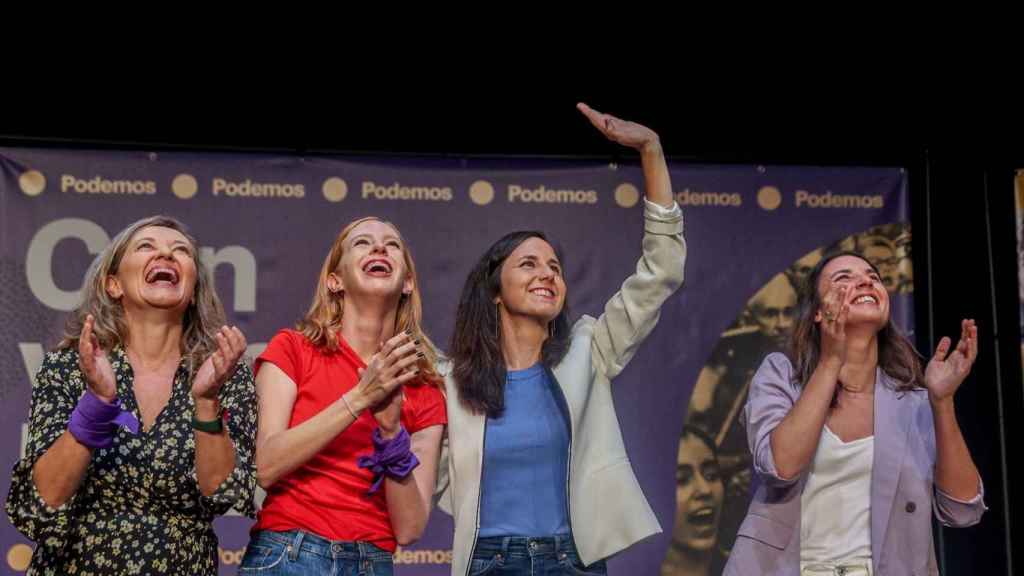Victoria Rosell, la primera por la izquierda, junto a dirigentes de Podemos en un acto del partido el pasado 16 de septiembre en Madrid./