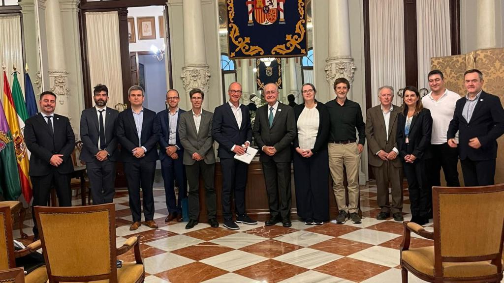 Directivos del Imec, en una de las reuniones que mantuvieron en Málaga.