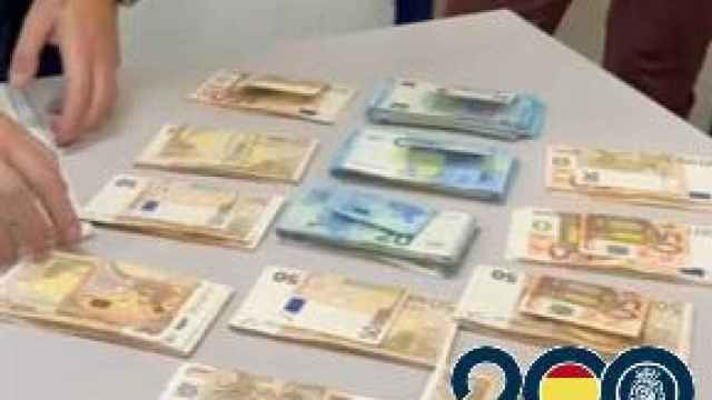 13.325 euros recuperados por la Policía Nacional en Estepona (Málaga).