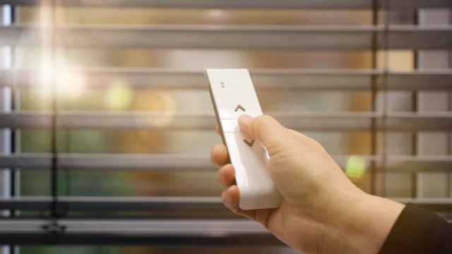 Adiós a las persianas: el nuevo invento de Ikea automático que no deja pasar la luz y aísla el hogar