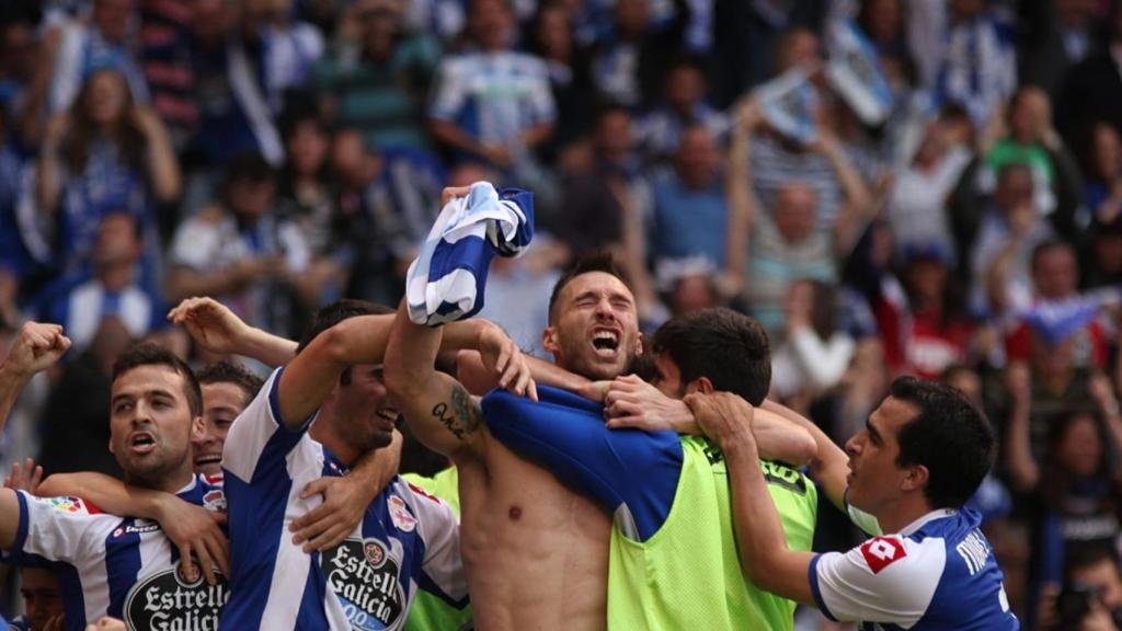 Xisco Jiménez celebra el gol del ascenso contra el Huesca.