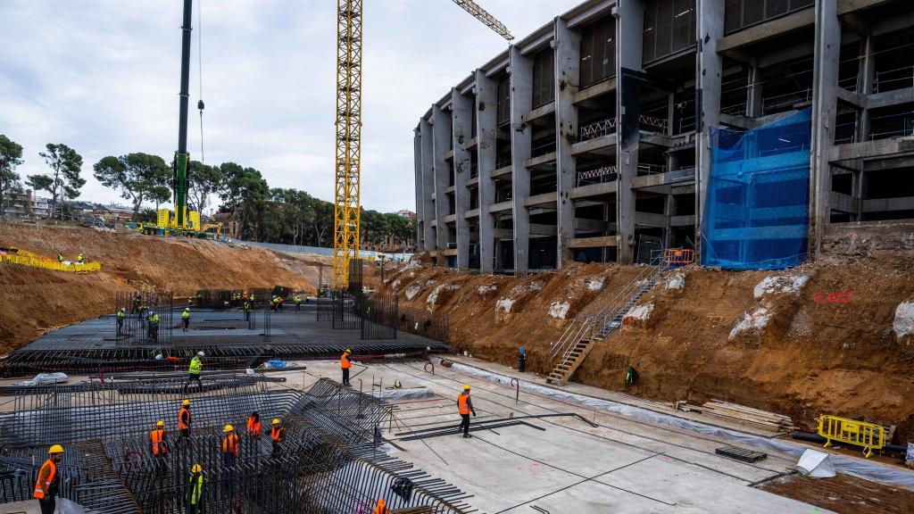 Obras en el Camp Nou, estadio del FC Barcelona, a mediados de enero de 2024