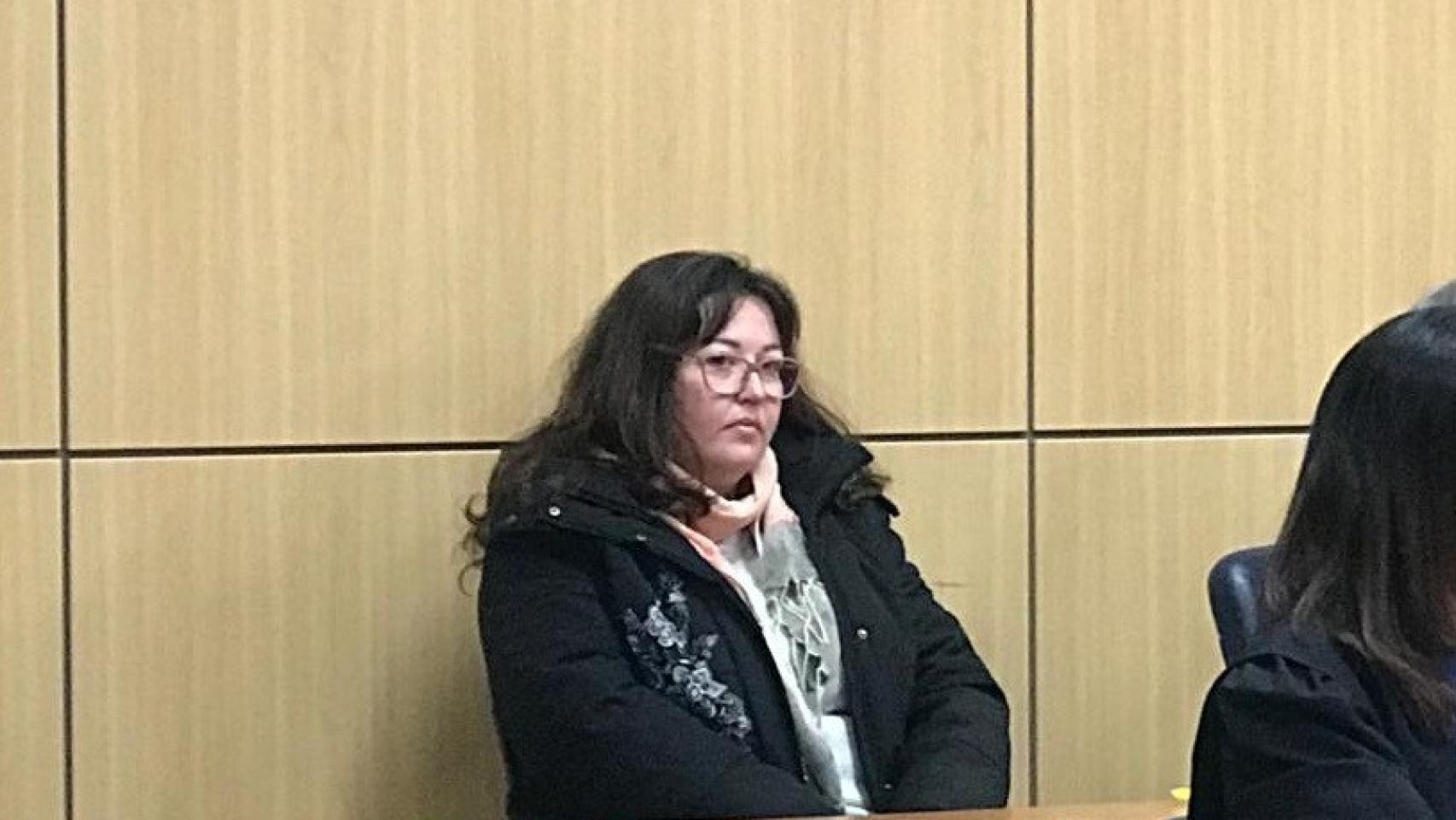 La acusada del crimen de su marido en Godelleta en el juicio celebrado en Valencia.