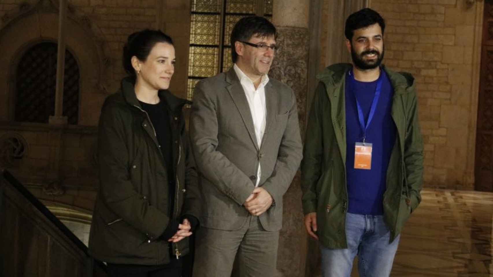 Ruben Wagensberg cuando conoció a Carles Puigdemont, tras una manifestación por los refugiados en Barcelona en 2017.