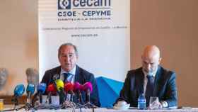 Ángel Nicolás, presidente de CECAM, junto a Mario Fernández, secretario.