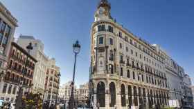 El Centro de Canalejas se ha convertido en el kilómetro cero del coche eléctrico en Madrid.
