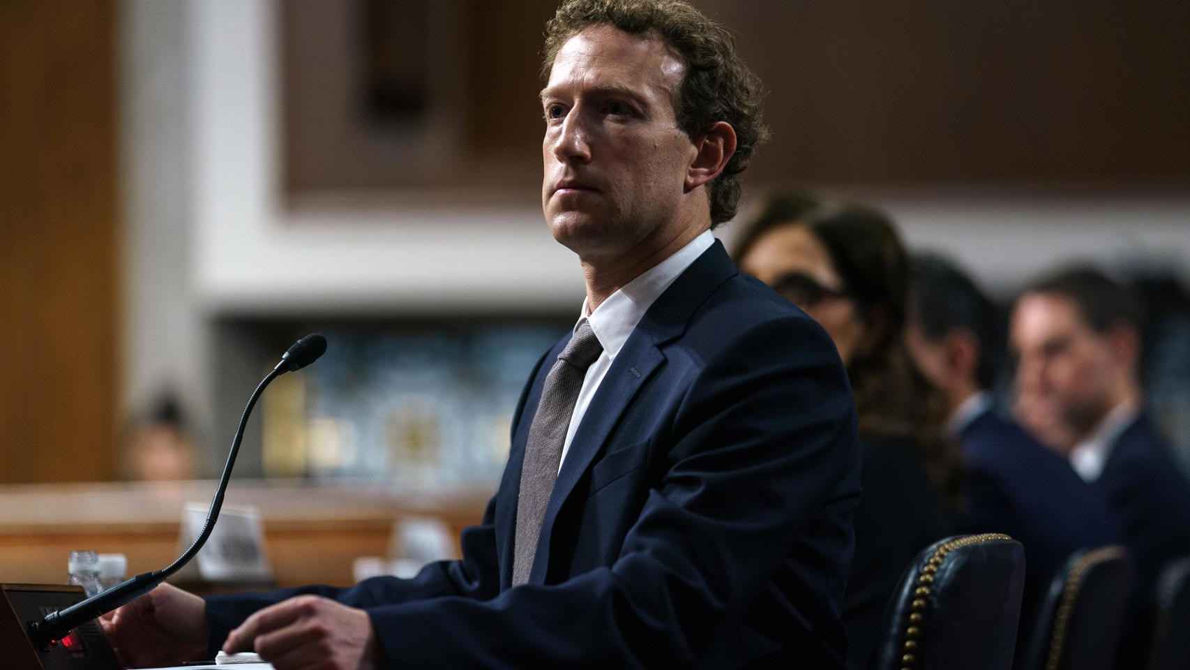 Mark Zuckerberg, CEO de Meta, comparece ante el Senado estadounidense.