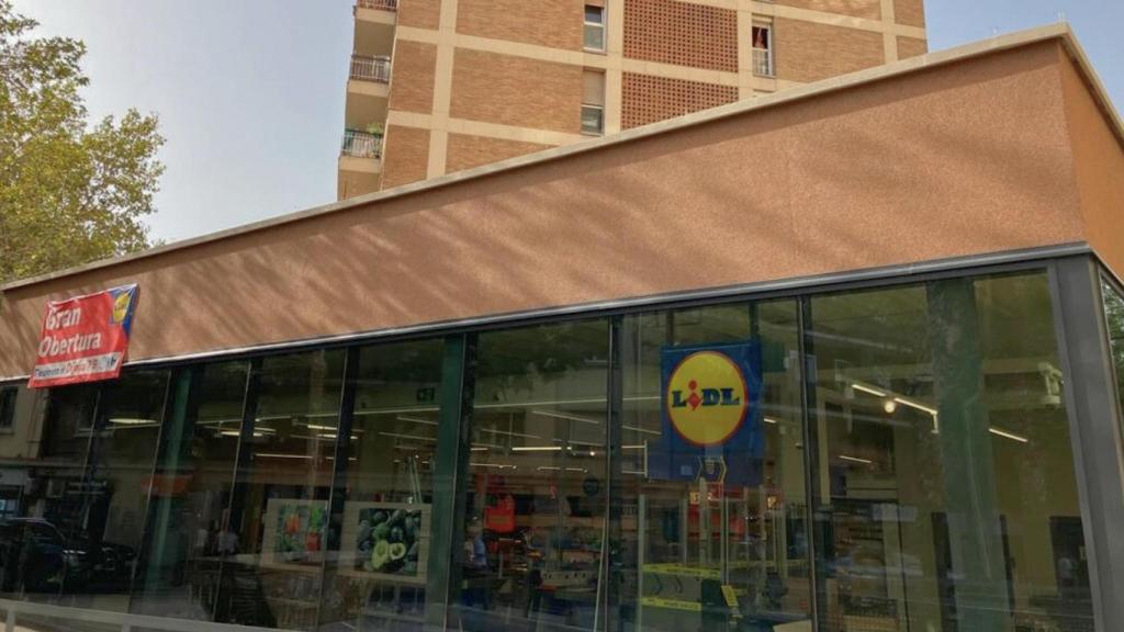 Fachada Lidl.