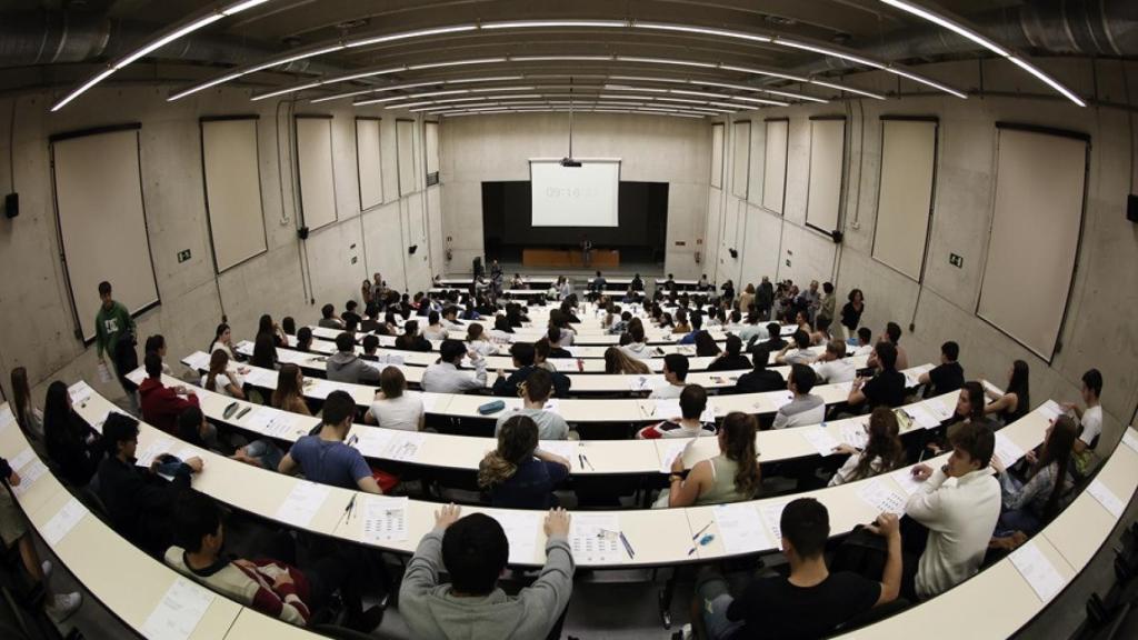 Imagen de archivo de una clase de universidad.