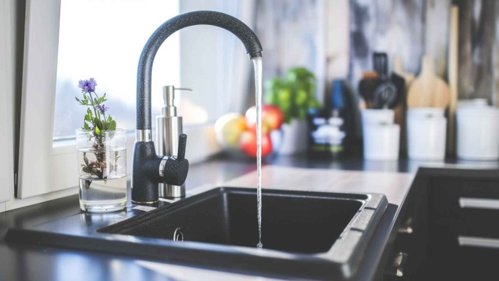 4 soluciones para eliminar el olor a tubería de fregaderos y lavabos