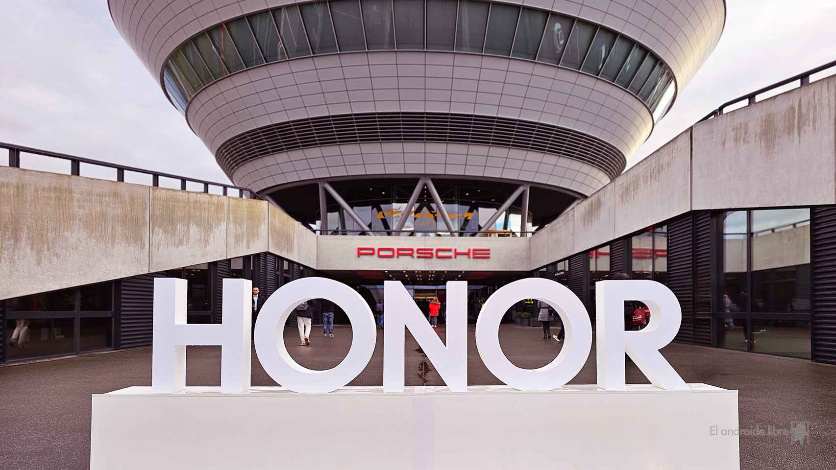 Imagen del Porsche Experience Center, lugar del evento de presentación de HONOR