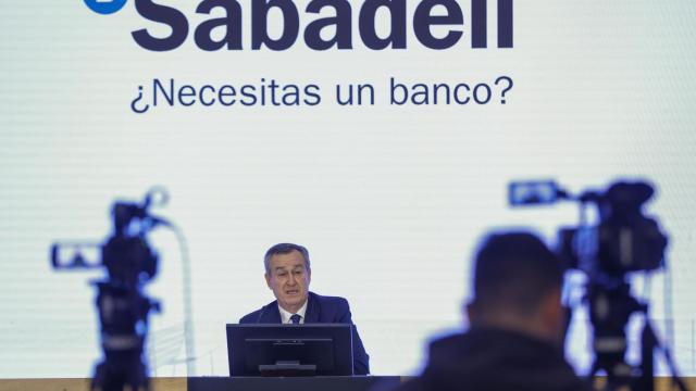 César González-Bueno, consejero delegado de Sabadell, durante la rueda de prensa de presentación de los resultados del ejercicio 2023.