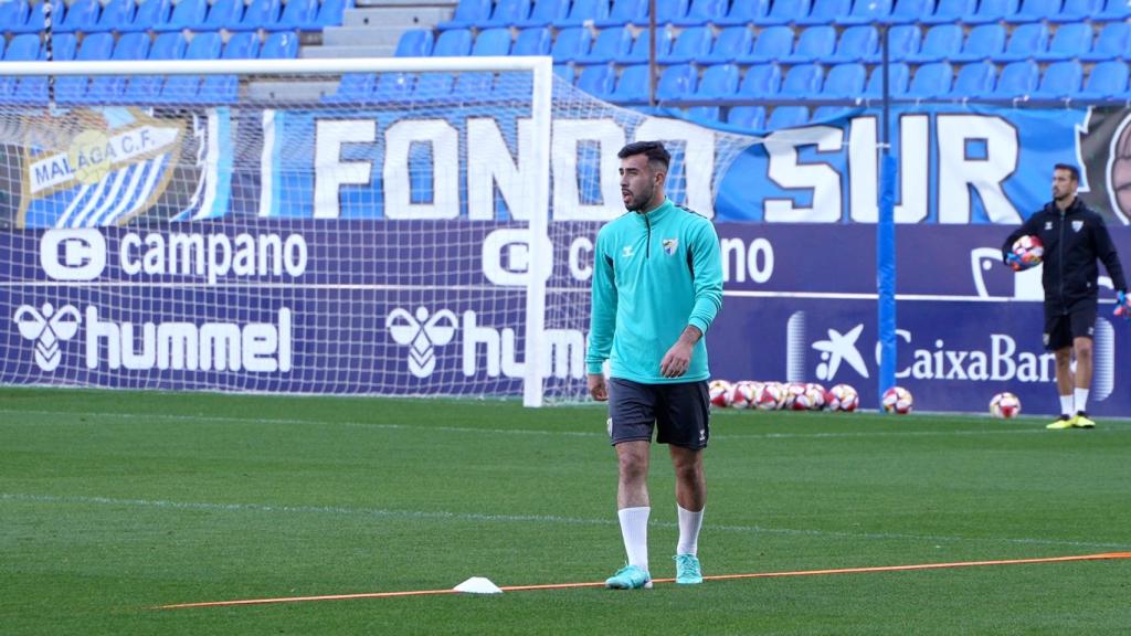 Carlos Puga durante su primer entrenamiento con el Málaga CF