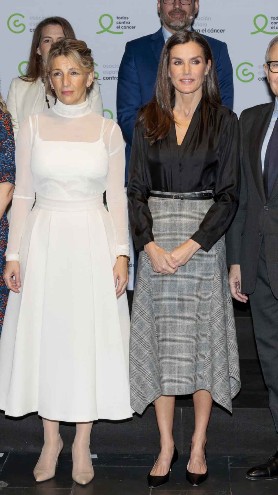 La Reina posa junto a la vicepresidenta Yolanda Díaz.