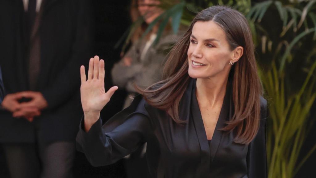 La Reina, a la salida del acto.