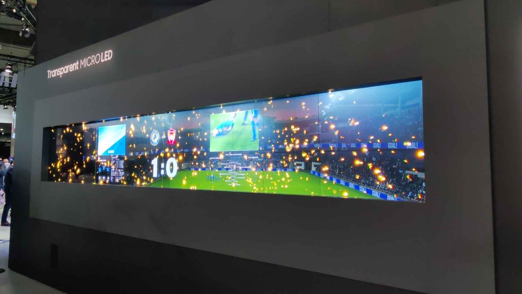 Los palcos de fútbol son una de las posibles aplicaciones de la Transparent MicroLED de Samsung