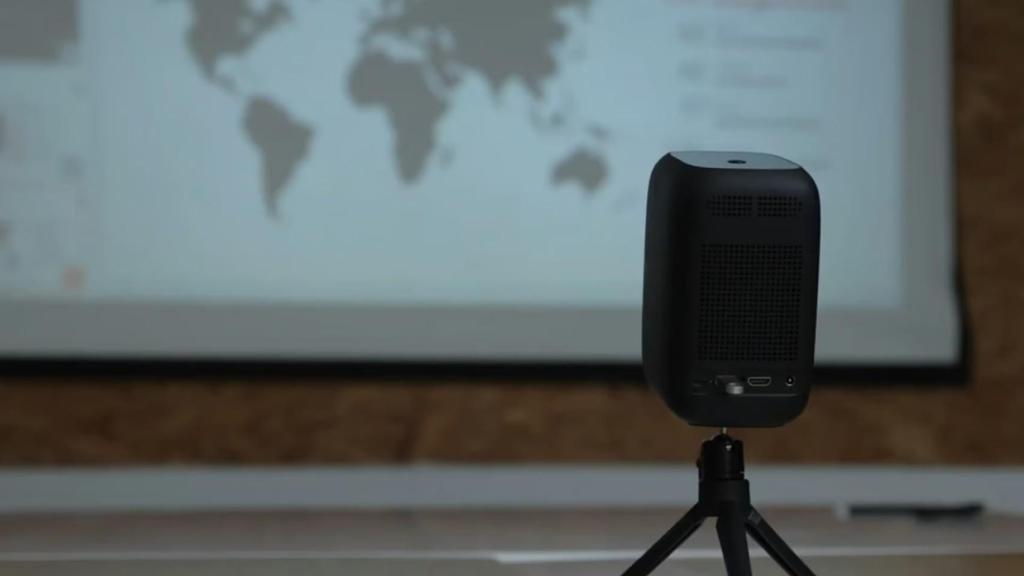 El proyector V1 Pro