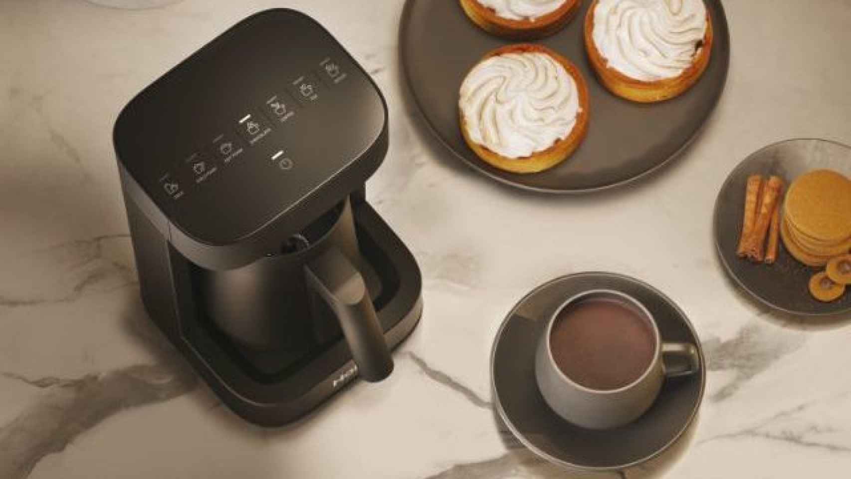 Despídete de las cápsulas Nespresso con esta cafetera compacta para hacer  café como un barista