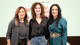 La actriz Lidia San José junto a Cruz Sánchez de Lara y Charo Izquierdo.