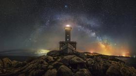 Faro de punta Nariga.