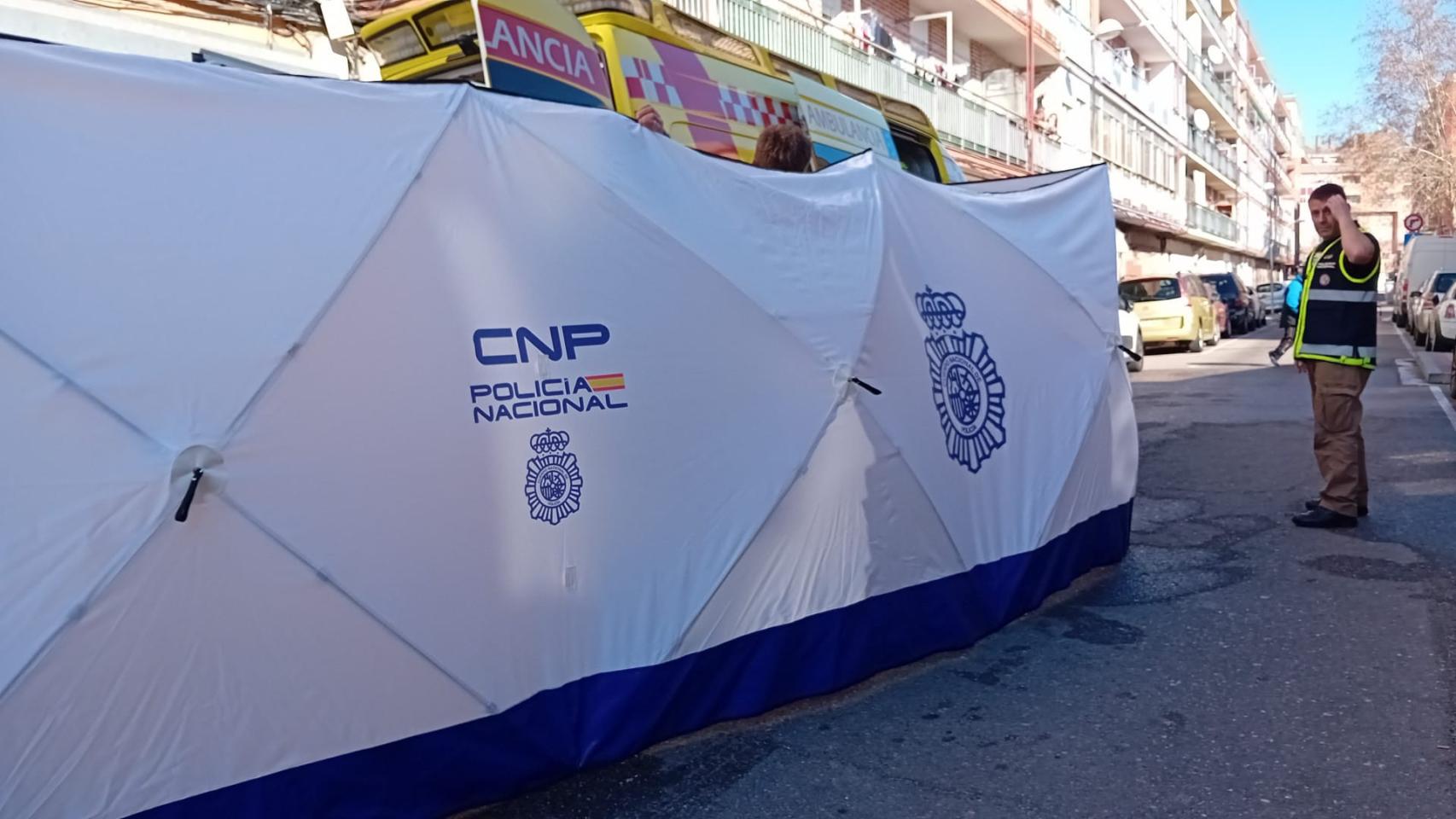 Cordón de la Policía Nacional de Valladolid en la calle Cisne