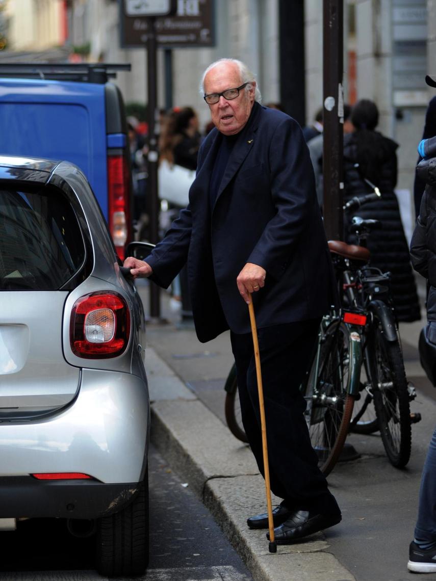 Víctor Manuel de Saboya, en las calles de Milán. Año 2016.