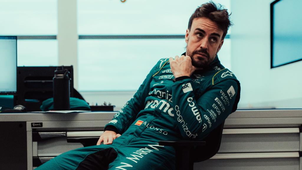 Fernando Alonso, en la fábrica de Aston Martin