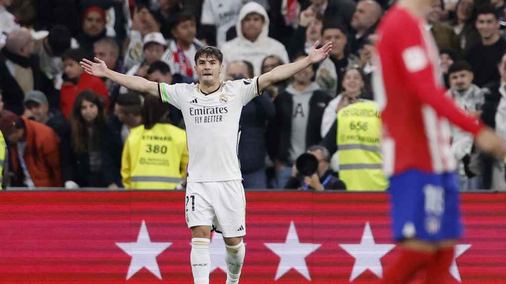 Brahim Díaz celebra su gol en el derbi Real Madrid - Atlético