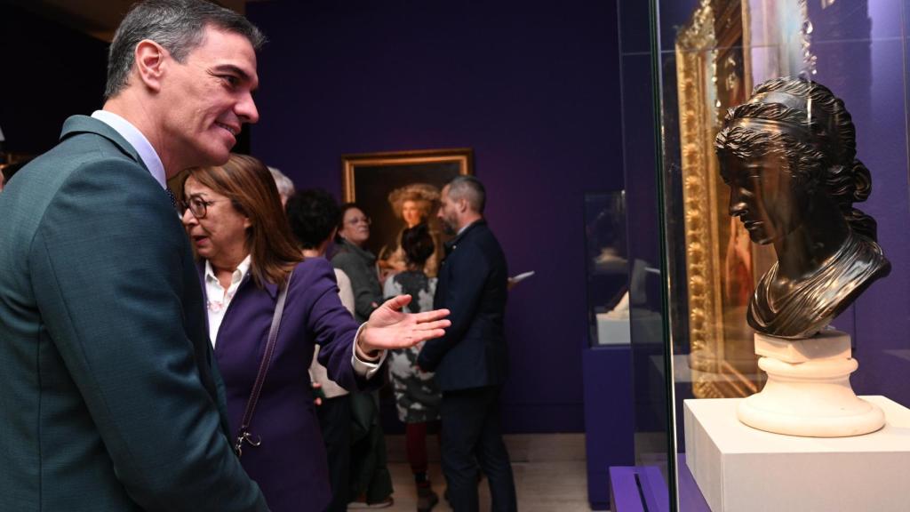 Pedro Sánchez, este lunes, en una visita a la exposición 'Maestras' del Museo Nacional Thyssen-Bornemisza.