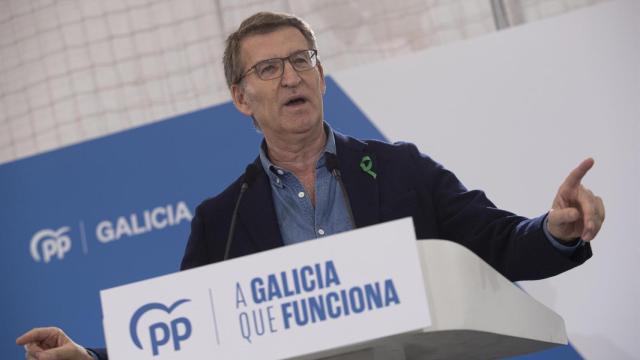 El líder del PP, Alberto Núñez Feijóo, en un mitin de campaña.